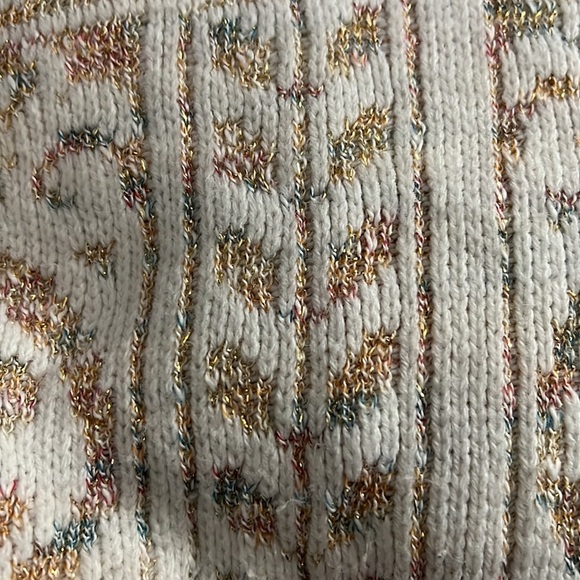 Vintage Knit 80’s Sweater - Picture 11 of 11